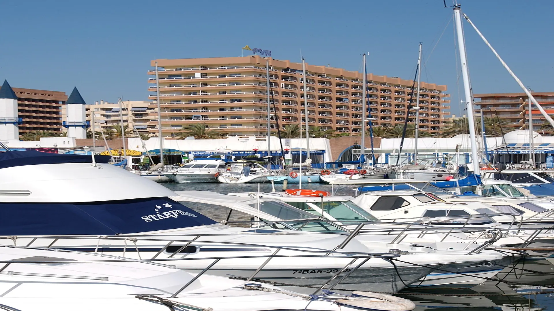 Hotel Apartamentos Pyr Fuengirola Apartahotel