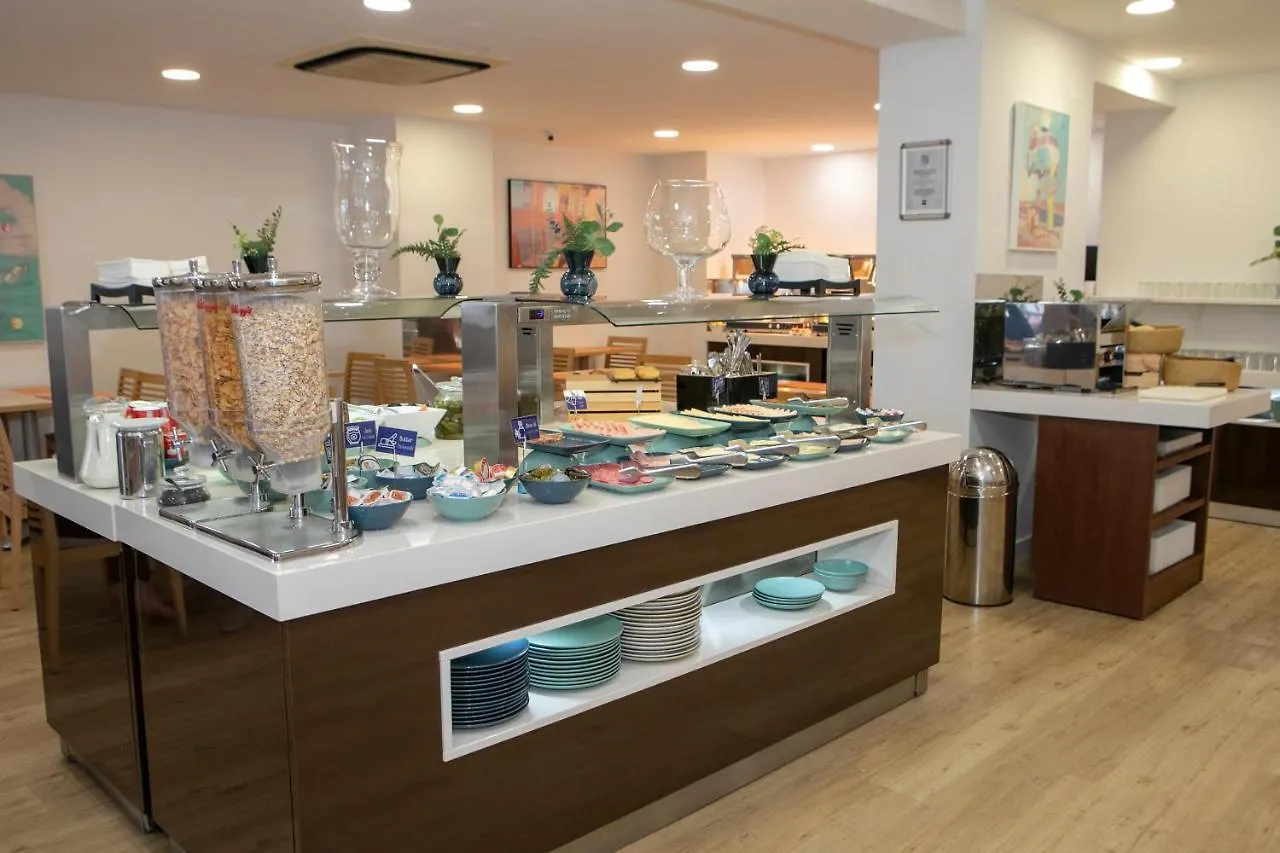 *** Aparthotel Hotel Apartamentos Pyr Fuengirola Spanien